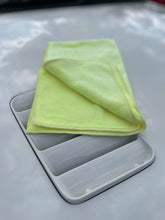 Load image into Gallery viewer, Weft Weave Drying Towel